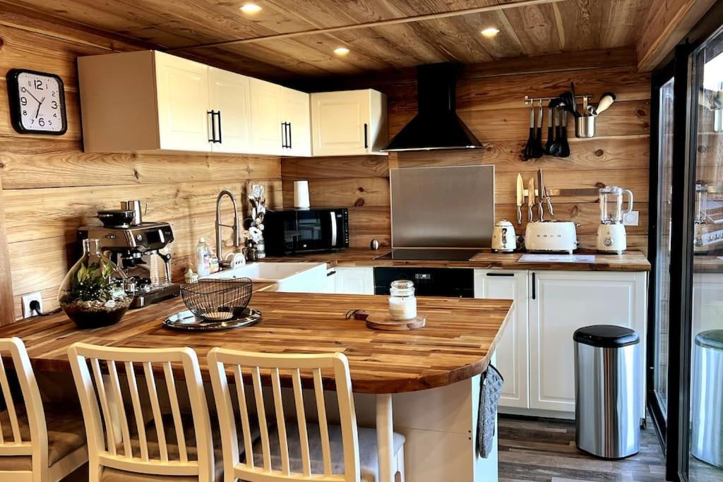 Chalet Et Jaccuzy Sur La Plage Biscarrosse Esterno foto